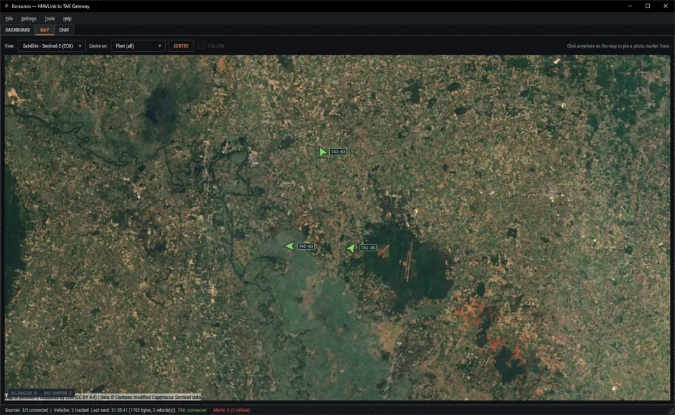 ภาพแผนที่ในตัว Keraunos แสดงตำแหน่งโดรนสามลำบนภาพดาวเทียม